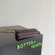 Replica Borsa a tracolla Andiamo di Bottega Veneta su catena Borgogna Fallate Online
