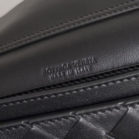 Replica Borsa a tracolla Andiamo di Bottega Veneta su catena Nero Fallate Online