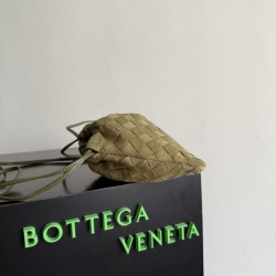 Replica Bottega Veneta Dustbag Intrecciato Scamosciato verde oliva Fallate Online