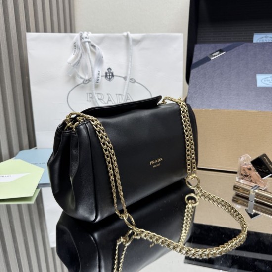 Replica Borsa a tracolla Prada Tumulte piccola 1BD395 nera Fallate Online