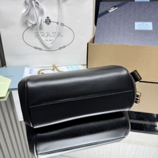 Replica Borsa a tracolla Prada Tumulte piccola 1BD395 nera Fallate Online