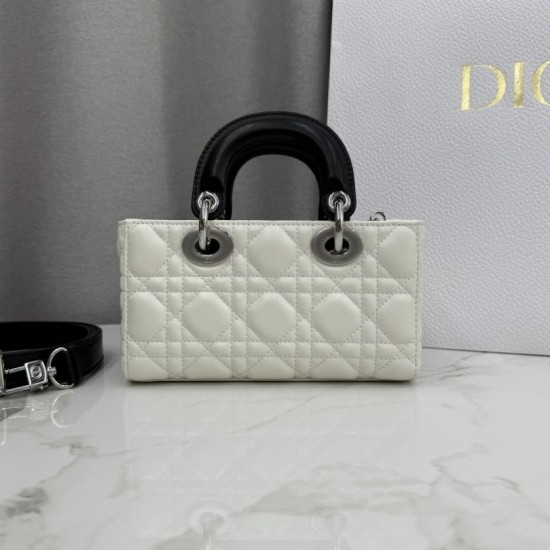 Replica Borsa Dior Lady D-Joy Micro Bag Latte Cannage in pelle di agnello bianca False Online