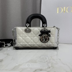 Replica Borsa Dior Lady D-Joy Micro Bag Latte Cannage in pelle di agnello bianca False Online