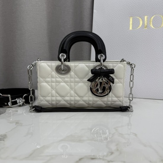 Replica Borsa Dior Lady D-Joy Micro Bag Latte Cannage in pelle di agnello bianca False Online