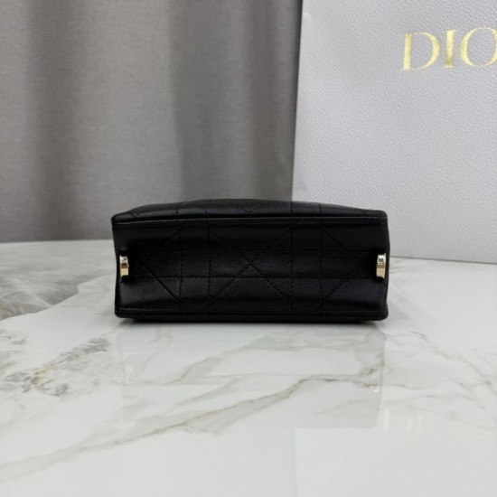 Replica Borsa Dior Trianon con catena agnello piatta Macrocannage Nero False Online