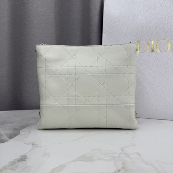 Replica Borse Dior Trianon con catena piatta macrocannage bianca False Online