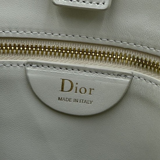Replica Borse Dior Trianon con catena piatta macrocannage bianca False Online