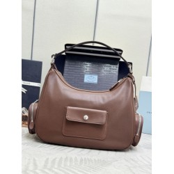 Replica Borsa a tracolla media Prada lavata 1BC276 Marrone imitazione Outlet Replica Borsa a tracolla media Prada lavata 1BC276 Marrone False Online