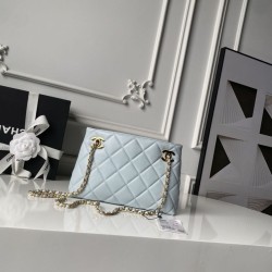 Replica Borsa shopping piccola Chanel 26S AS6248 blu False Online