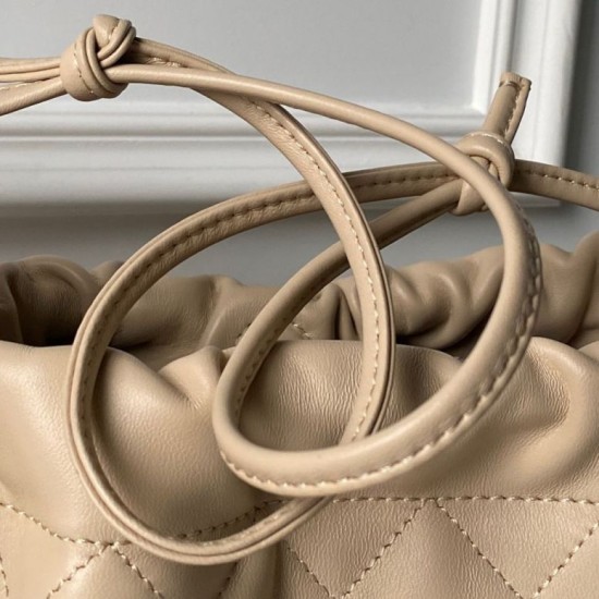 Replica Borsa a secchiello trapuntata Chanel 25 con coulisse AP5317 Albicocca False Online