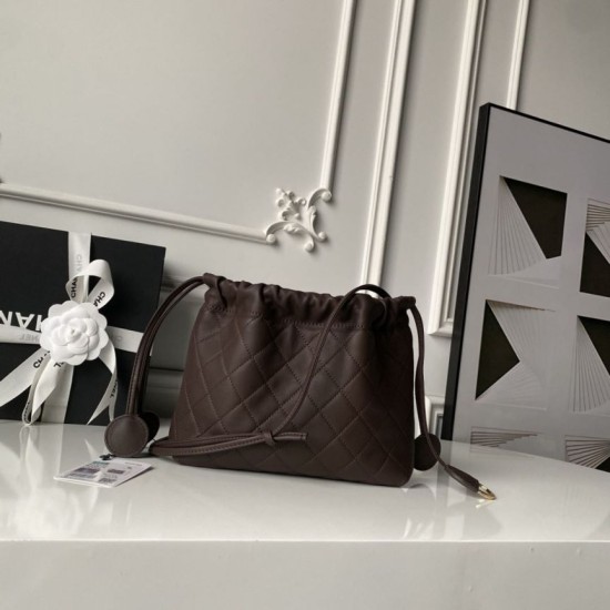 Replica Borsa a secchiello trapuntata Chanel 25 con coulisse AP5317 Caffè False Online