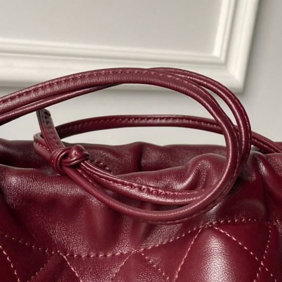 Replica Borsa a secchiello trapuntata Chanel 25 con coulisse AP5317 Borgogna False Online