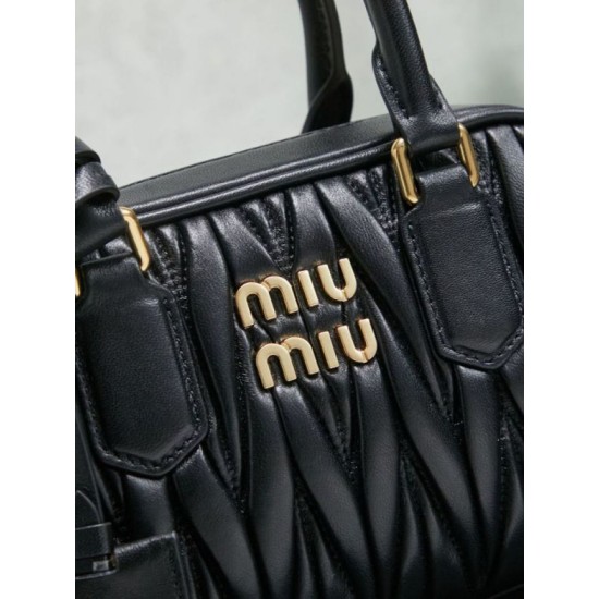 Qualità superiore Replica Borsa tote Miu Miu Arcadie nappa trapuntata 5BB123 nera Imitazione Outlet