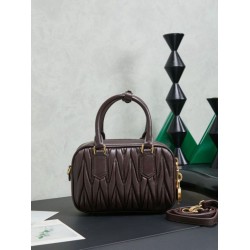 Qualità superiore Replica Borsa tote Miu Miu Arcadie nappa trapuntata 5BB123 Borgogna Imitazione Outlet