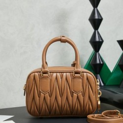 Qualità superiore Replica Borsa tote Miu Miu Arcadie nappa trapuntata 5BB123 marrone Imitazione Outlet