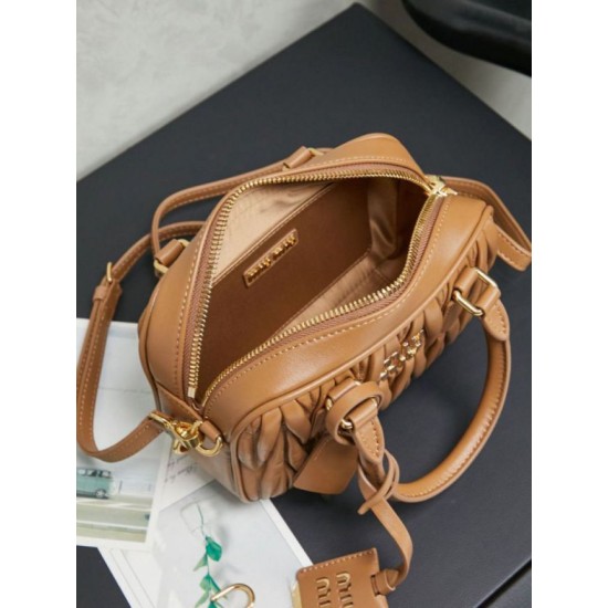 Qualità superiore Replica Borsa tote Miu Miu Arcadie nappa trapuntata 5BB123 marrone Imitazione Outlet