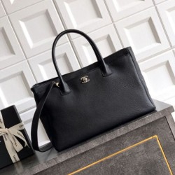 Qualità superiore Replica Borsa tote Chanel Executive Cerf nera Imitazione Outlet