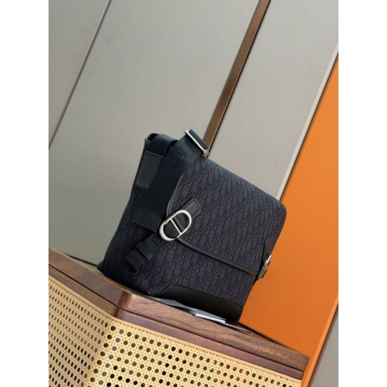Qualità superiore Replica Borsa a tracolla da uomo Dior Jett con patta Imitazione Outlet