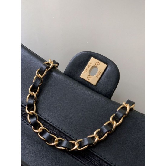 Replica Borsa a mano Chanel classica Flap A1112 nera 20/25cm Imitazione Outlet Fallate