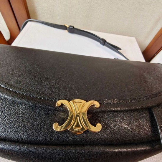 Replica Borsa Celine Halfmoon piccola morbida Triomphe Nero Imitazione Outlet Fallate