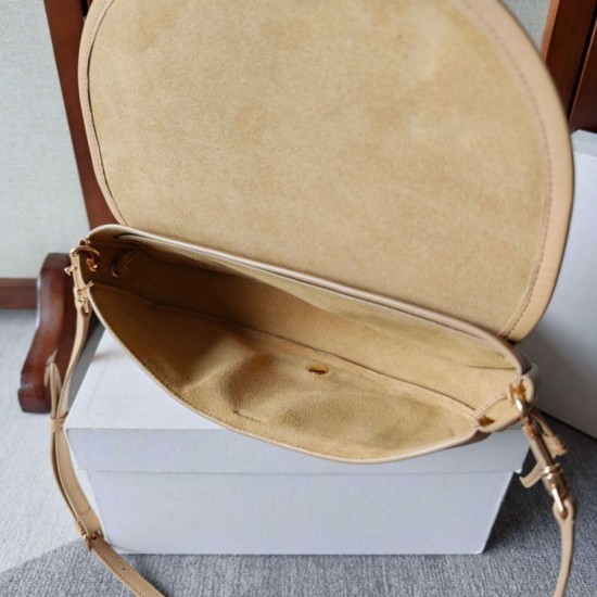 Replica Borsa Celine Halfmoon piccola morbida Triomphe albicocca Imitazione Outlet Fallate