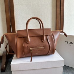 Replica Borsa tote a spalla media Luggage Celine morbida pelle di agnello lucida marrone Imitazione Outlet Fallate