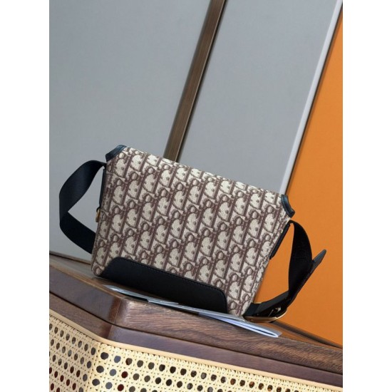 Replica Borsa a tracolla Dior Jett con patta in jacquard obliquo marrone Imitazione Outlet Fallate