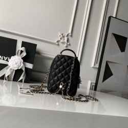 Replica Zaino Chanel Mini Classic trapuntato con logo CC AP3663 Nero Falso Online Replica Zaino Chanel Mini Classic trapuntato con logo CC AP3663 Nero Imitazione Outlet Fallate