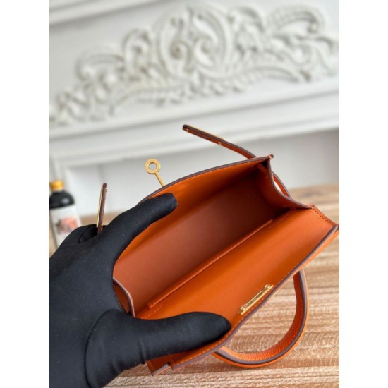 Replica Borsa Hermes Mini Kelly II Sellier Epsom Rosa Falso Online Replica Borsa Hermes Mini Kelly II Sellier Epsom Rosa Imitazione Outlet Fallate