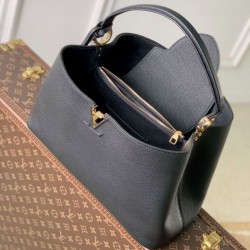 Replica Borsa Louis Vuitton Capucines MM M26259 Nera Imitazione Outlet Fallate