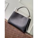 Replica Borsa Louis Vuitton Capucines MM M26259 Nera Imitazione Outlet Fallate