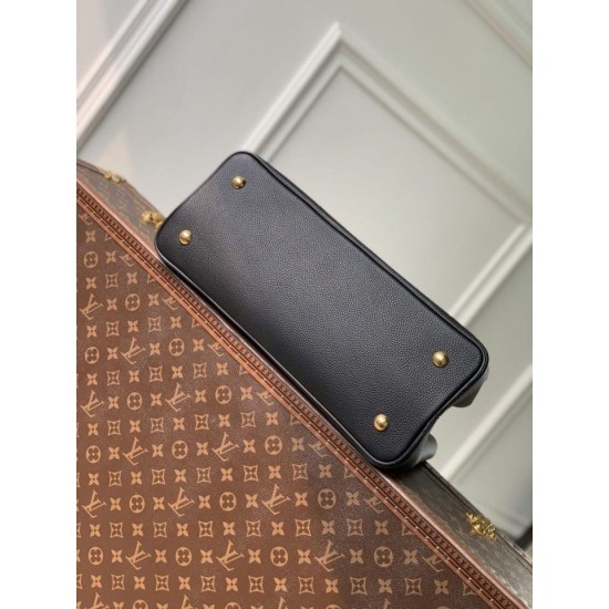 Replica Borsa Louis Vuitton Capucines MM M26259 Nera Imitazione Outlet Fallate