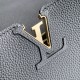 Replica Borsa Louis Vuitton Capucines MM M26259 Nera Imitazione Outlet Fallate