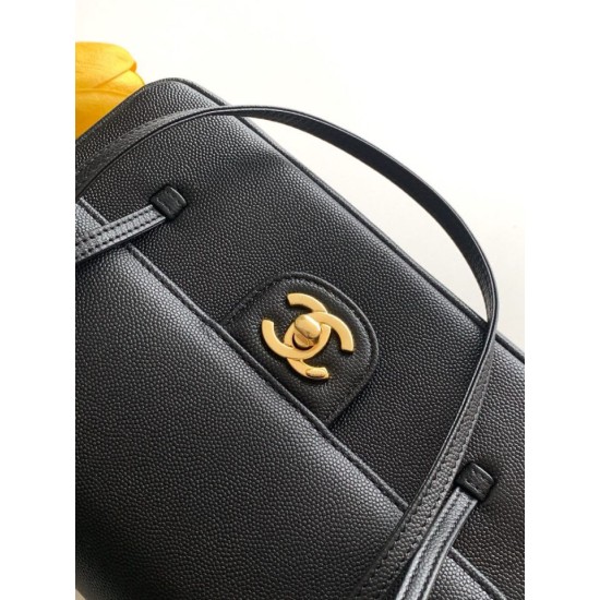 Perfette Replica Borsa a tracolla Chanel 26P Preppy Coco AP6130 nera Imitazione Outlet