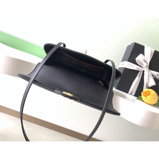 Perfette Replica Borsa a tracolla Chanel 26P Preppy Coco AP6130 nera Imitazione Outlet