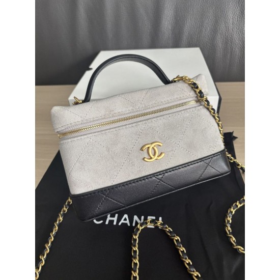 Perfette Replica Borse Chanel 26P Vanity con catena AP5186 scamosciata di vitello grigia Imitazione Outlet