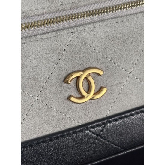 Perfette Replica Borse Chanel 26P Vanity con catena AP5186 scamosciata di vitello grigia Imitazione Outlet