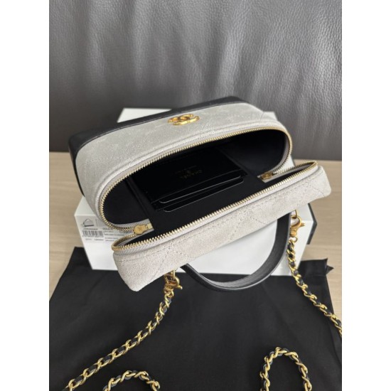Perfette Replica Borse Chanel 26P Vanity con catena AP5186 scamosciata di vitello grigia Imitazione Outlet
