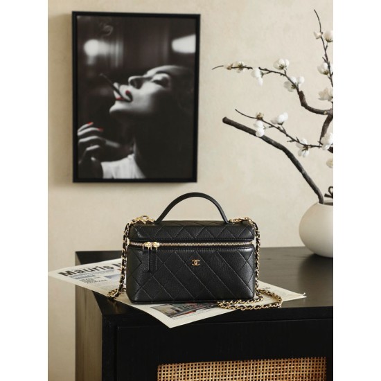 Perfette Replica Chanel 26P Beauty case sottile con manico superiore trapuntato e catena AP5100 nero Imitazione Outlet