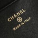Perfette Replica Chanel 26P Beauty case sottile con manico superiore trapuntato e catena AP5100 nero Imitazione Outlet