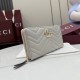 Perfette Replica Portafoglio Gucci GG Marmont trapuntato con cerniera 443123 Grigio Imitazione Outlet