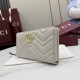 Perfette Replica Portafoglio Gucci GG Marmont trapuntato con cerniera 443123 Grigio Imitazione Outlet