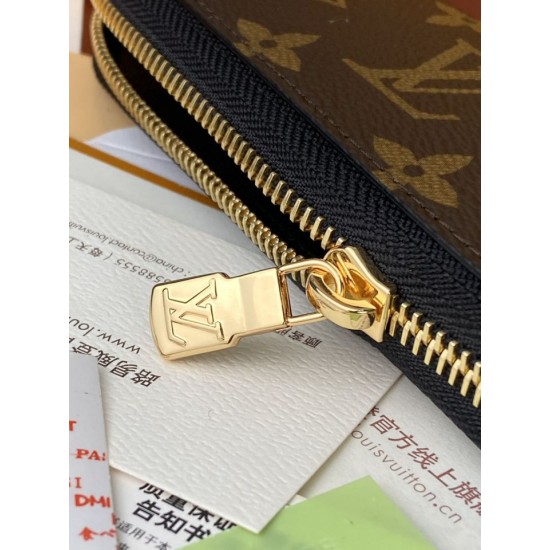 Perfette Replica Astuccio Portamatite Louis Vuitton Charlotte GI1477 nero Imitazione Outlet