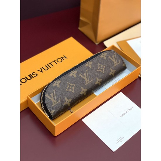 Perfette Replica Astuccio Portamatite Louis Vuitton Charlotte GI1477 nero Imitazione Outlet