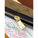 Perfette Replica Astuccio Portamatite Louis Vuitton Charlotte GI1165 marrone Imitazione Outlet