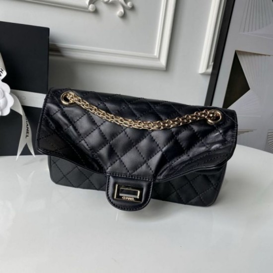 Replica Borsa Chanel Reissue 2.55 26S pelle rugosa/gonfia Double Flap A37586 nera Imitazione Fake