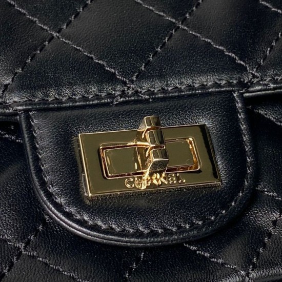 Replica Borsa Chanel Reissue 2.55 26S pelle rugosa/gonfia Double Flap A37586 nera Imitazione Fake