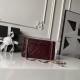 Replica Borsa Chanel Reissue 2.55 26S pelle rugosa/gonfia Double Flap A37586 Borgogna Imitazione Fake