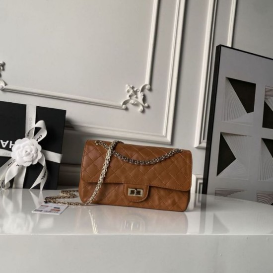 Replica Borsa Chanel Reissue 2.55 26S pelle rugosa/gonfia Double Flap A37586 Giallo Imitazione Fake