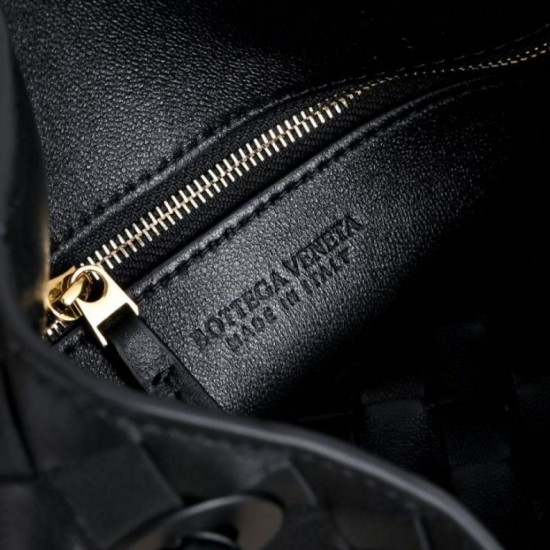 Replica Borsa a secchiello piccola Andiamo di Bottega Veneta Nero Imitazione Fake